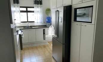 Imagem 6: Apartamento com 4 dormitórios, 180 m², à vista por R$ 750.000