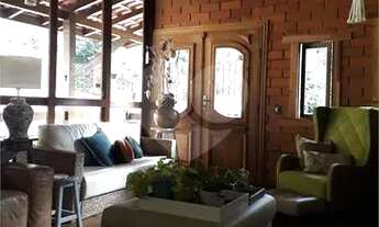 Imagem 7: Casa em Embu das Artes, próximo ao CT do São Paulo