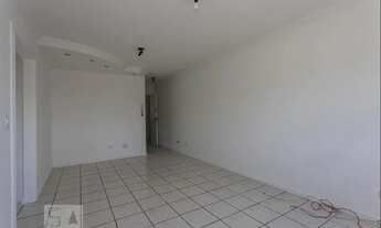 Imagem 3: Apartamento para Aluguel - Santa Cândida, 2 Quartos, 69 m2