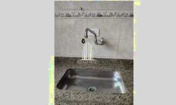 Imagem 2: Excelente sobrado com ampla sala para dois ambientes, 1 banheiro social, cozinha , bem ven