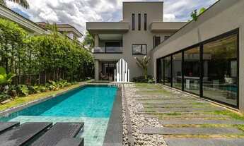 Imagem 4: Casa Tamboré 3 mobiliada, com 05 suítes, 06 vagas. Barueri / São Paulo