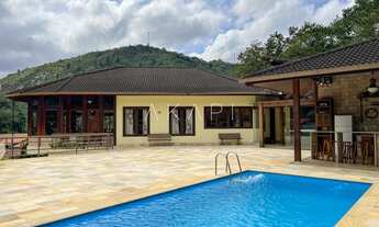 Imagem 3: Casa com 5 suítes em condomínio fechado