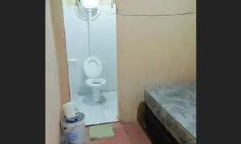 Imagem: Alugo para solteiro 250 incluso água e