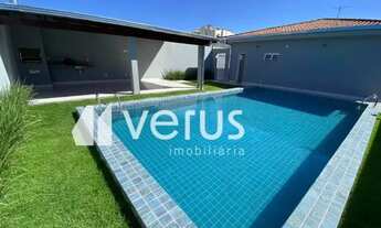 Imagem 2: Casa Bairro Brasil 300m² com 04 quartos - Uberlândia - MG