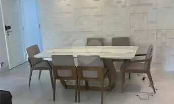 Imagem 2: Apartamento à venda com 4 quartos, sendo 1 suíte, no condomínio Saint Etiénne, São Paulo