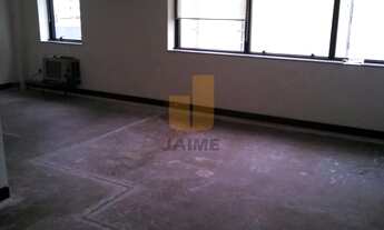 Imagem: Conjunto comercial com dois banheiros e