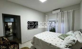 Imagem 10: Casa para aluguel, 3 quartos, 1 suíte, 4 vagas, Cidade Jardim - Uberlândia/MG