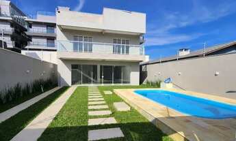 Imagem: OPORTUNIDADE SOBRADO ALTO PADRÃO QUADRA