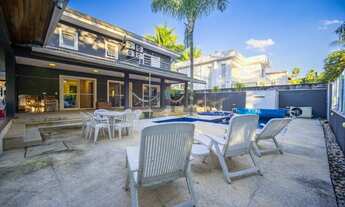 Imagem 2: Casa com 4 dormitórios, sendo 4 suítes para venda na região Granja Viana - Cotia - SP