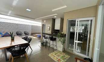 Imagem 3: Casa com 4 dormitórios à venda, 210 m² por R$ 2.280.000,00 - Jardins Valencia - Goiânia/GO