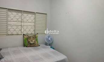 Imagem 13: Casa residencial com 5 quartos sendo 1 suíte disponível para venda no bairro Segismundo Pe