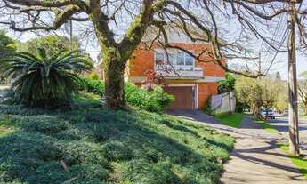 Imagem 3: Casa com 5 dormitórios no bairro Três Figueiras