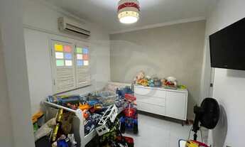 Imagem 5: Casa de 393m² no Bairro Aeroporto com 3 Quartos, 4 Banheiros e 3 Garagens