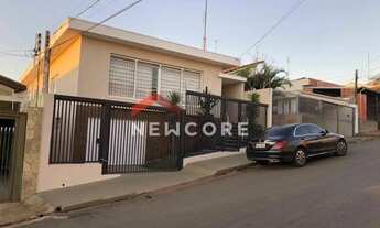 Imagem 6: Casa de Vila em Rua Pedro de Barros Filho - Jardim Dona Nicota de Barros - Botucatu/SP