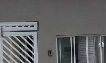 Imagem: ALUGO LINDO APTO 1 ANDAR