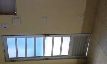 Imagem 4: Aluga-se quitinetes em santa cruz próximo ao largo do Arão