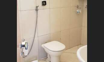 Imagem 3: Cajado imóveis vende no Setor Tradicional um sobrado com quatro quatro em um lote de 450m²