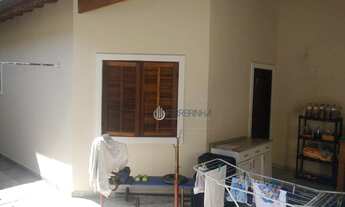 Imagem 2: CAsa Vista Verde, 3 dorms (2 suites), garagem espaçosa com portão automático