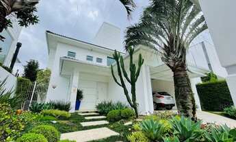 Imagem: Linda Casa para venda com 3 dormitórios