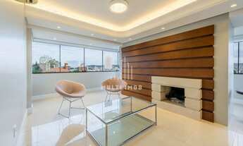 Imagem 2: Apartamento para venda possui 135 metros quadrados com 3 quartos em Petrópolis - Porto Ale