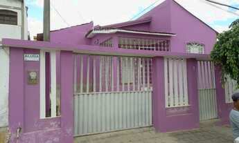 Imagem 2: Casa no centro de Garanhuns para alugar