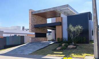 Imagem 3: FC VENDE, Casa em condomínio fechado, com 03 suítes, Bairro Distrito Industrial, Cachoeiri