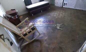 Imagem 4: Cada de frente de rua , grande e arejada em Cascadura