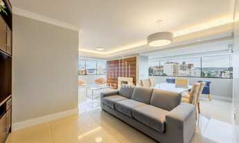 Imagem 6: Apartamento para venda possui 135 metros quadrados com 3 quartos em Petrópolis - Porto Ale