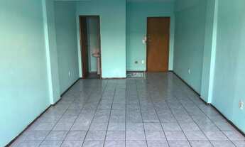 Imagem 3: Sala com 40m² para aluguel, banheiro, Centro - Juiz de Fora/MG