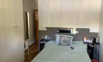 Imagem 2: Sobrado para venda com 200 metros quadrados com 3 quartos