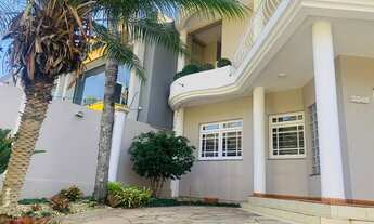 Imagem: Sobrado 04 dormitórios, Moinhos de Vento