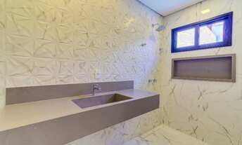 Imagem 4: Luxuosa Casa de Alto Padrão com 3 Suites e Lazer no Guará II (Aceita Financiamento