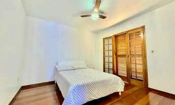 Imagem 4: Casa para Venda em Macaé, Riviera Fluminense, 4 dormitórios, 1 suíte, 4 banheiros, 5 vagas