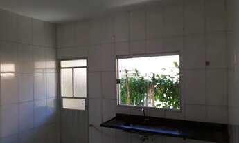 Imagem 4: Casa de 03 quartos com garagem coberta no bairro jardins 1