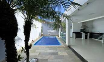 Imagem 3: Casa para aluguel, 4 quartos, 4 suítes, 4 vagas, JARDIM KARAÍBA - Uberlândia/MG