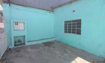 Imagem 2: CASA TÉRREA REFORMADA COM 01 DORMITÓRIO, SALA E COZINHA, BANHEIRO, GARAGEM P/ 01 AUTO. IMÓ