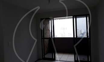 Imagem 6: Ótima localização, 03 quartos (Sendo 02 suítes com armários e 01 dormitório), varanda na s