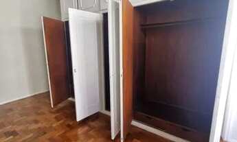 Imagem 6: Apartamento para aluguel possui 120 com 3 quartos Copacabana 500 mts da praia!!