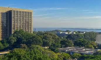 Imagem 6: Apartamento semimobiliado com linda vista para o Guaíba, próximo à Usina do Gasômetro