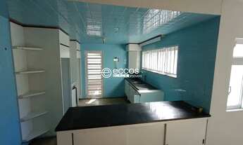 Imagem 3: Casa para aluguel, 4 quartos, 1 suíte, 2 vagas, MARTINS - Uberlândia/MG