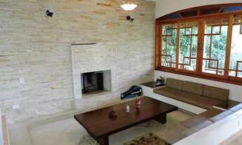 Imagem 3: EXCELENTE CASA muito ampla, 4 suítes - 1 Suite no térreo - Piscina Privativa - Espaço Gour