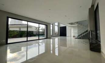 Imagem: Casa de condomínio sobrado para venda possui