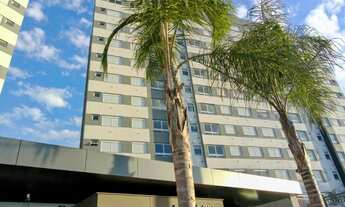 Imagem 2: Vendo apartamento com 2 dormitórios, sendo 1 suíte, 1 vaga de garagem, próximo avenida Ter