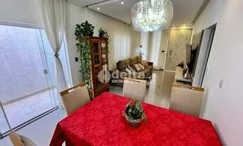 Imagem 7: Casa à venda, 3 quartos, 1 suíte, 3 vagas, Santa Mônica - Uberlândia/MG