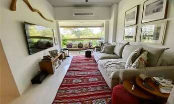 Imagem 2: Apartamento para venda em Barra Da Tijuca de 111.00m² com 3 Quartos, 1 Suite e 2 Garagens