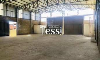 Imagem 3: ALUGA - Salão novo amplo com doca pé direito 5,8 metros 2 entradas loteamento Empresarial