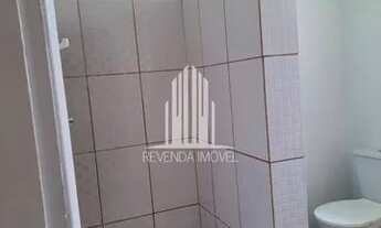 Imagem 7: Casa com 03 dormitórios sendo uma suíte, 2 vagas de garagem, lavanderia copa e cozinha