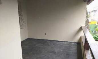 Imagem 3: Casa em Stella Maris, três quartos, dois banheiro uma suite, varandas