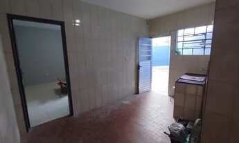 Imagem 4: Casa de vila térrea para aluguel com 45 metros quadrados com 1 quarto e Quintal Grande