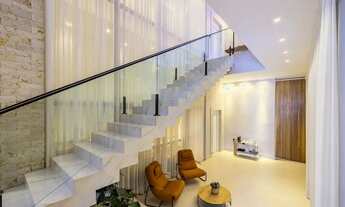 Imagem 6: Sobrado de esquina Mobiliado de 464 m² e 4 Suítes no Jardins Madri